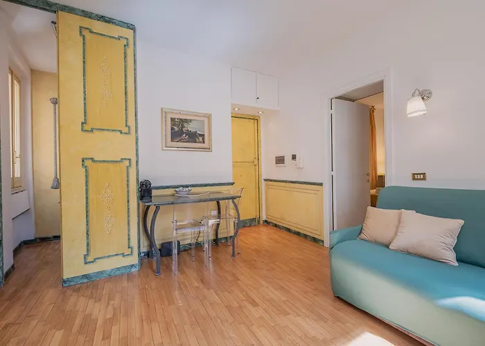Forum Apartment *